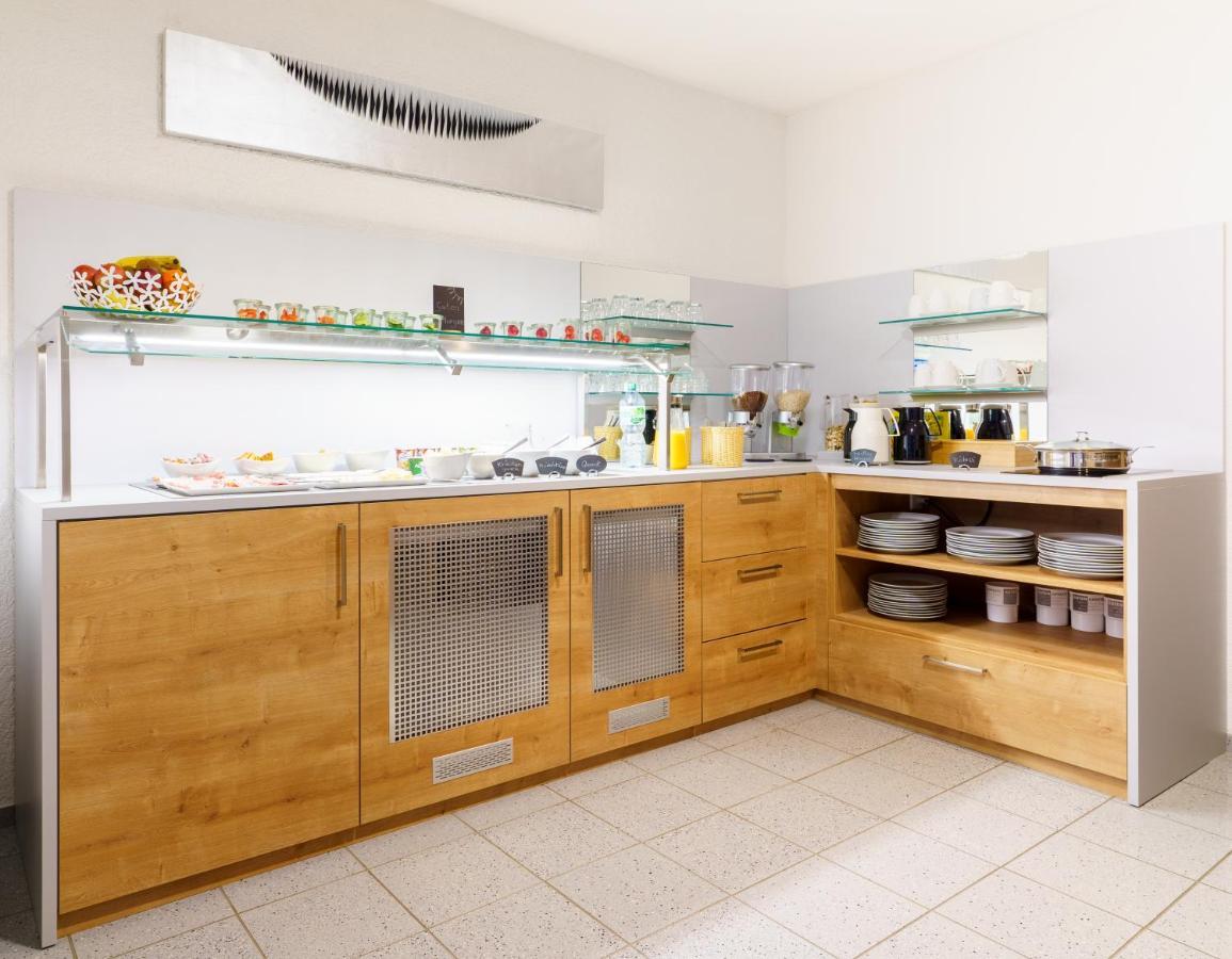 Hotel Rosenstein Heubach  Екстер'єр фото